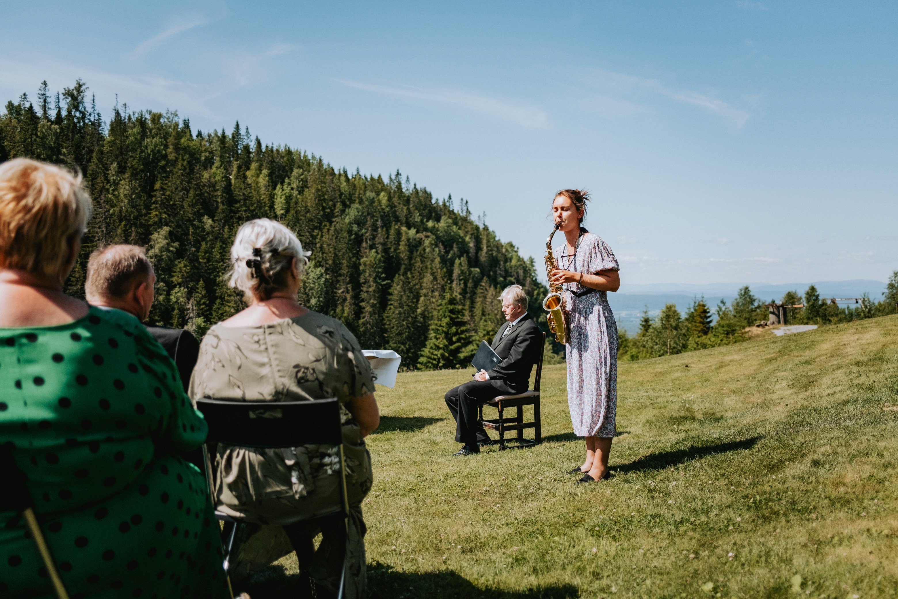 Annie Lundgreen Credits: