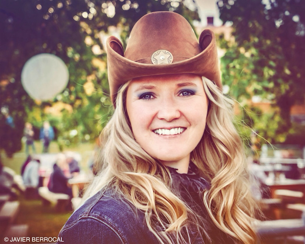 Betty Roots Credits: