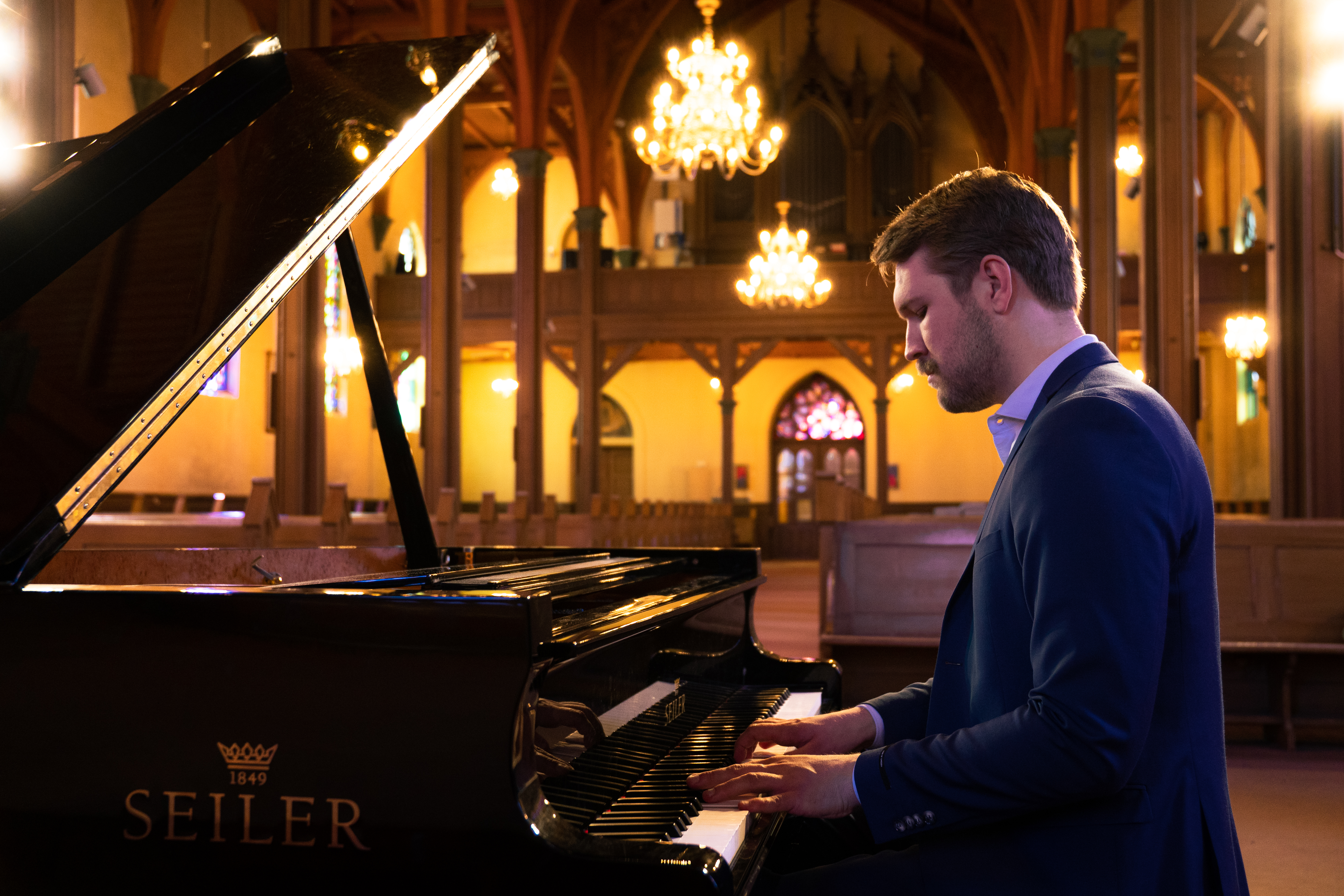 Bjørn Kvåle Tromsdal Credits: