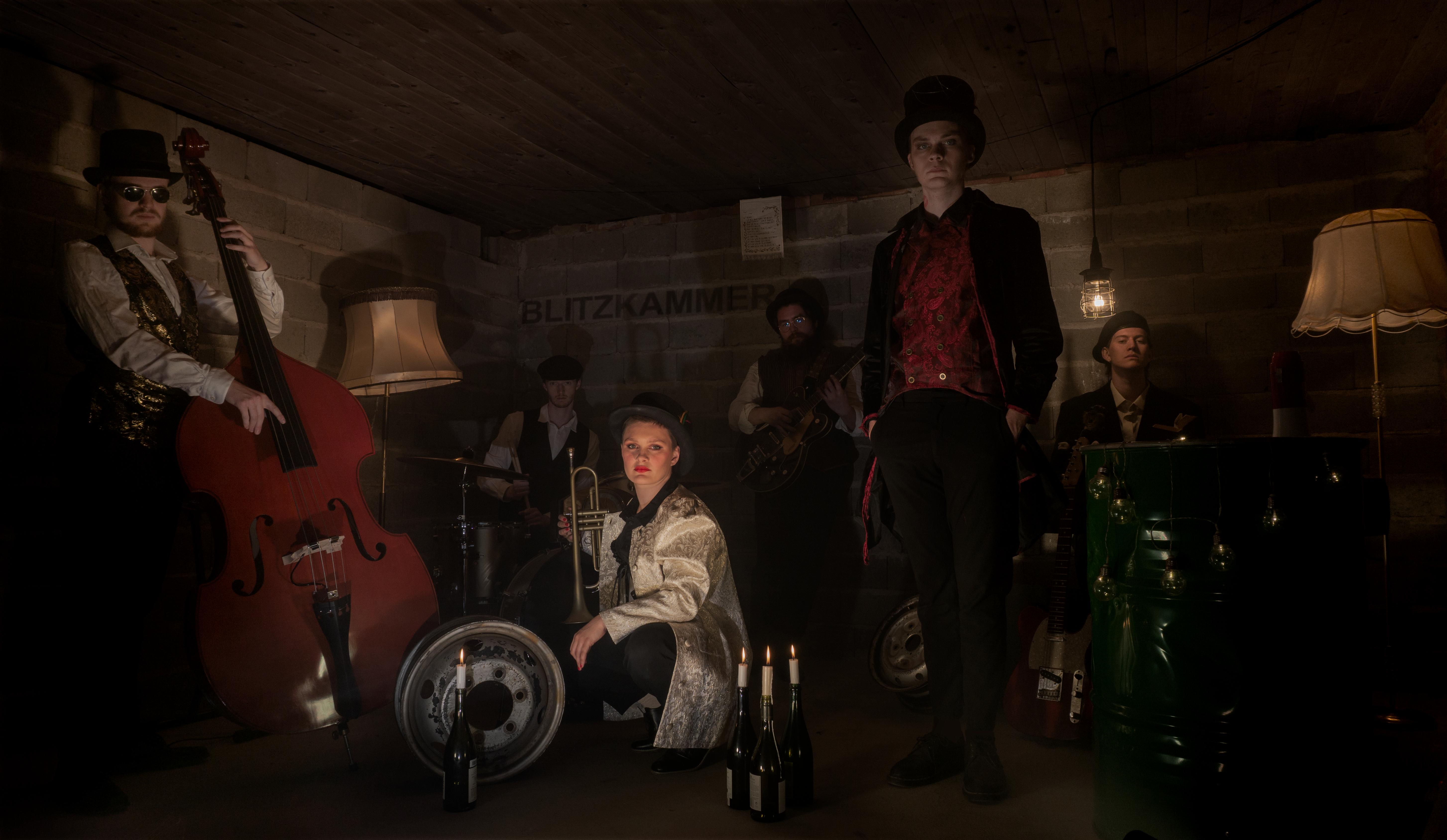 Blitzkammer Credits: