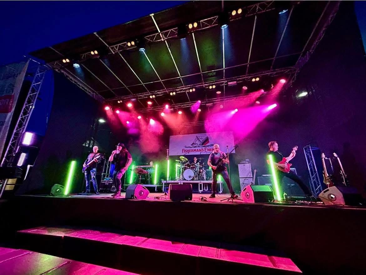 Fisherman`s Enemy Partyband Credits: