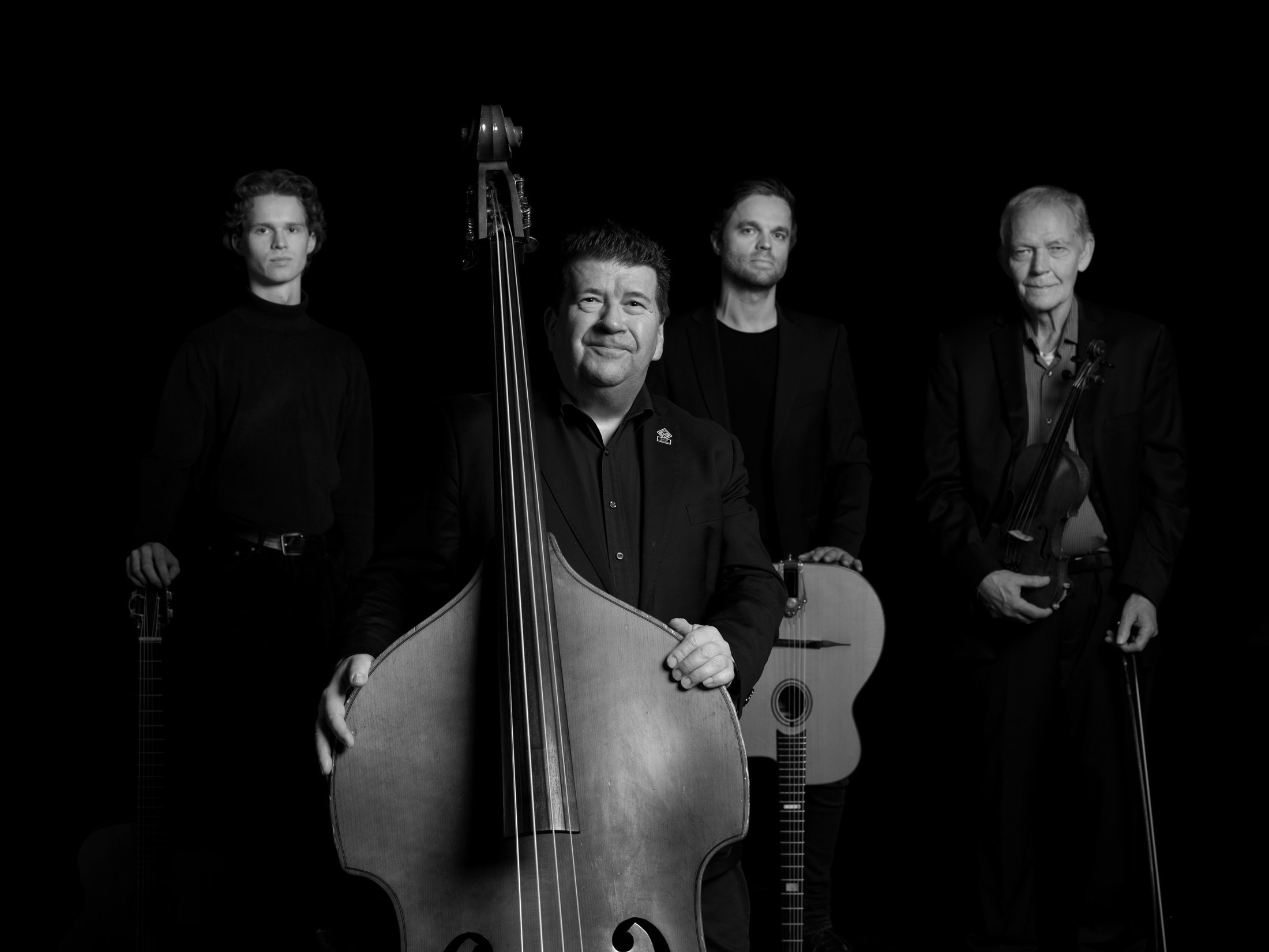 Hot Club de Norvège Credits: