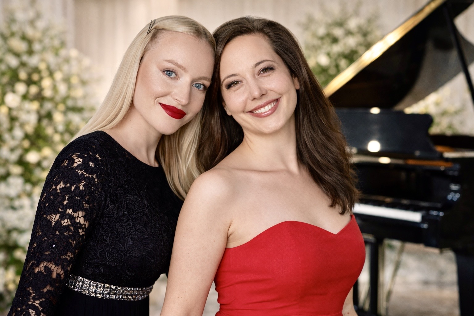 Operasang og piano til alle anledninger Credits: