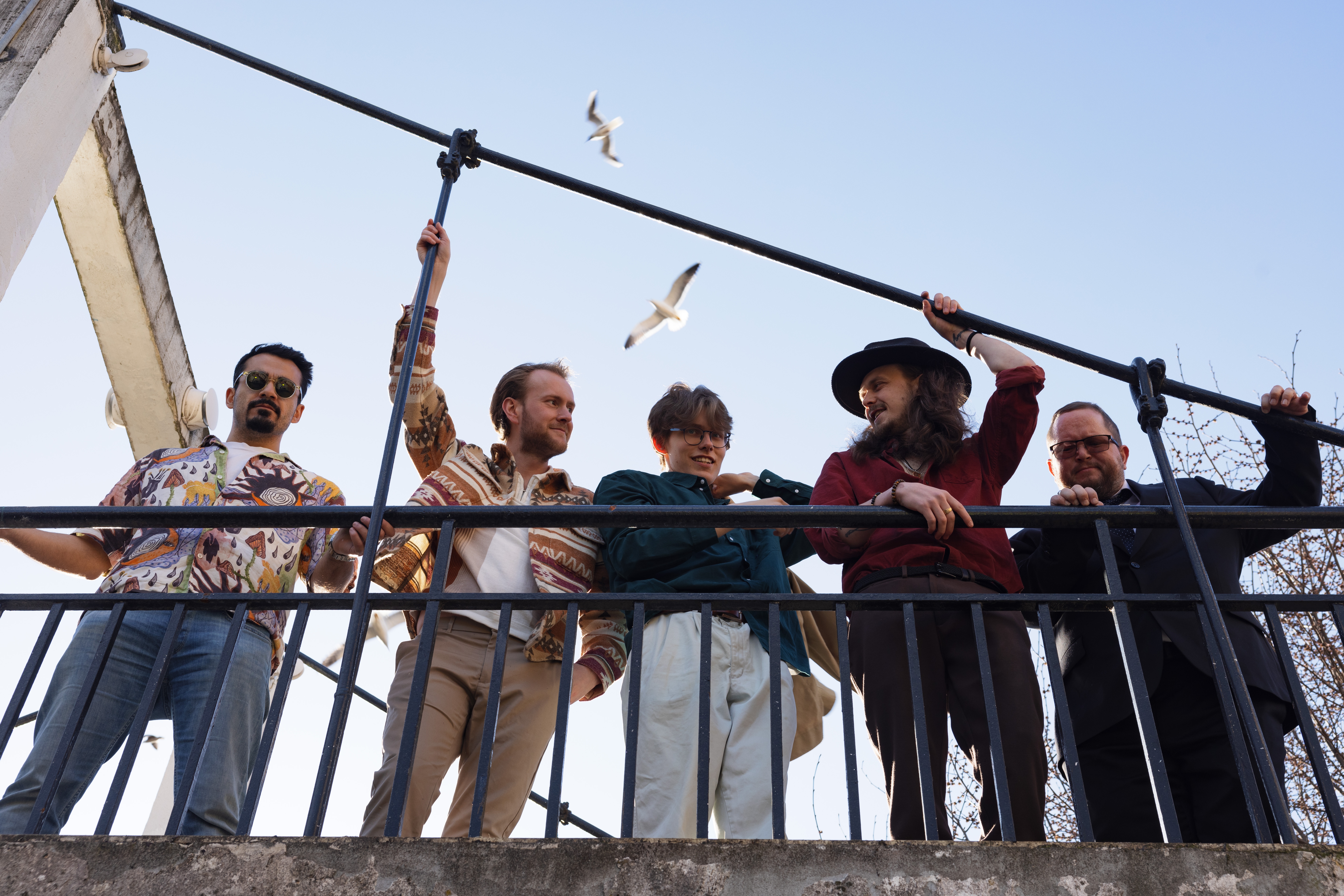 Simon Moholt & Pilgrim Credits: