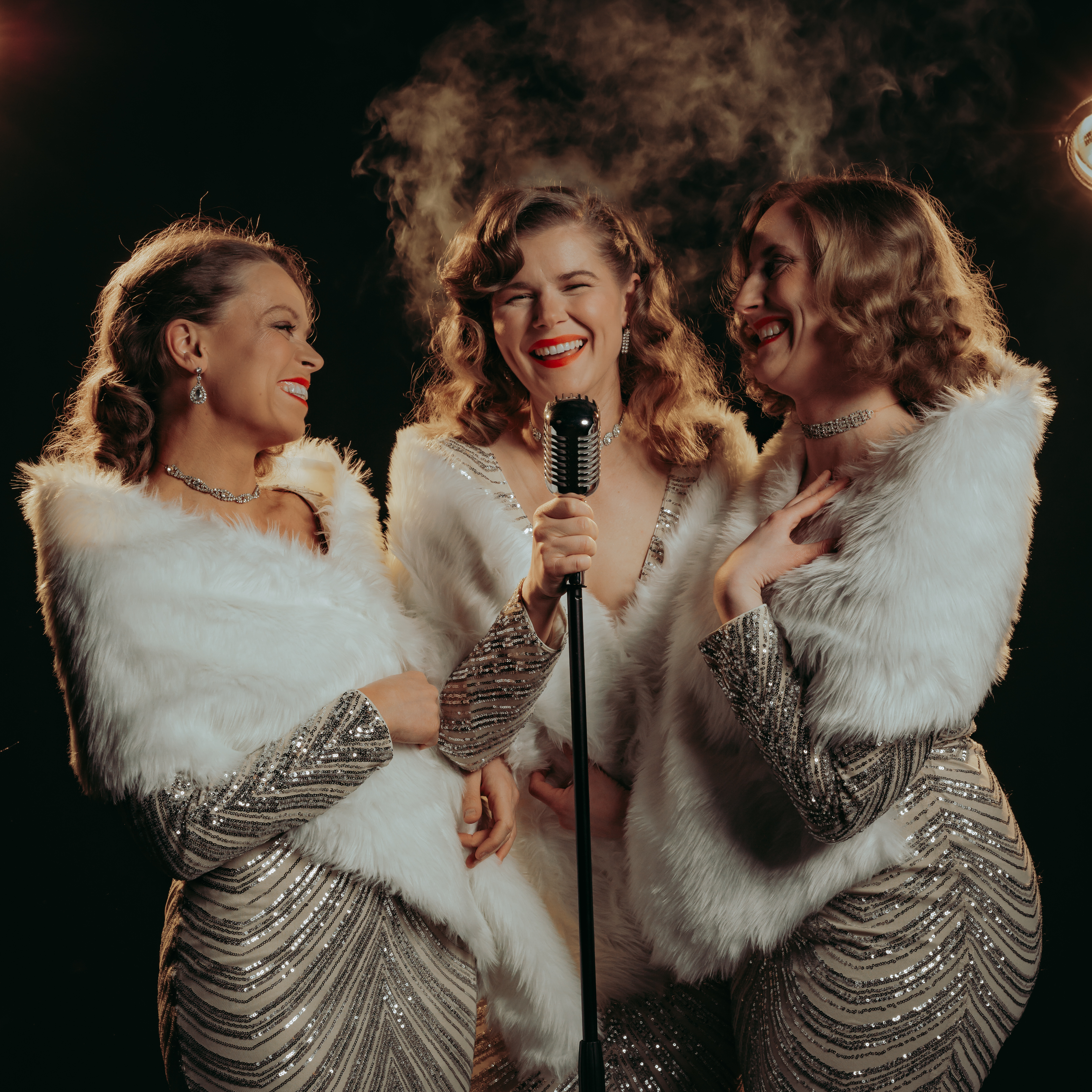 The Attitunes Credits: