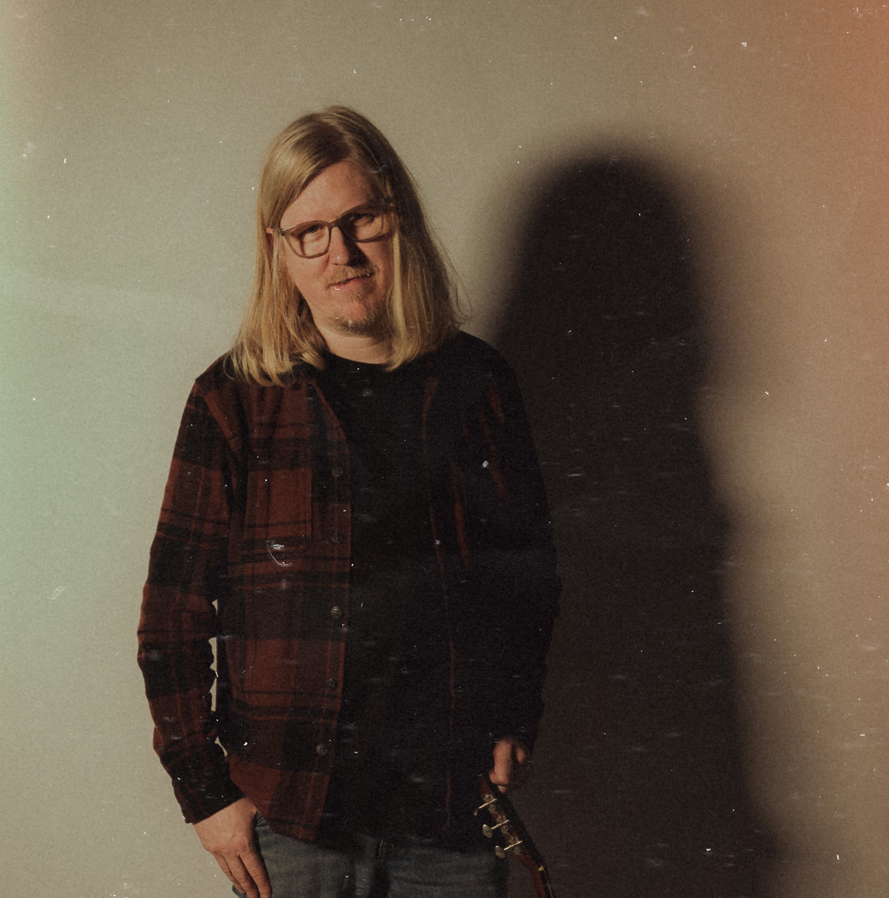 Trond Helge Bårdsen - trubadur Credits: