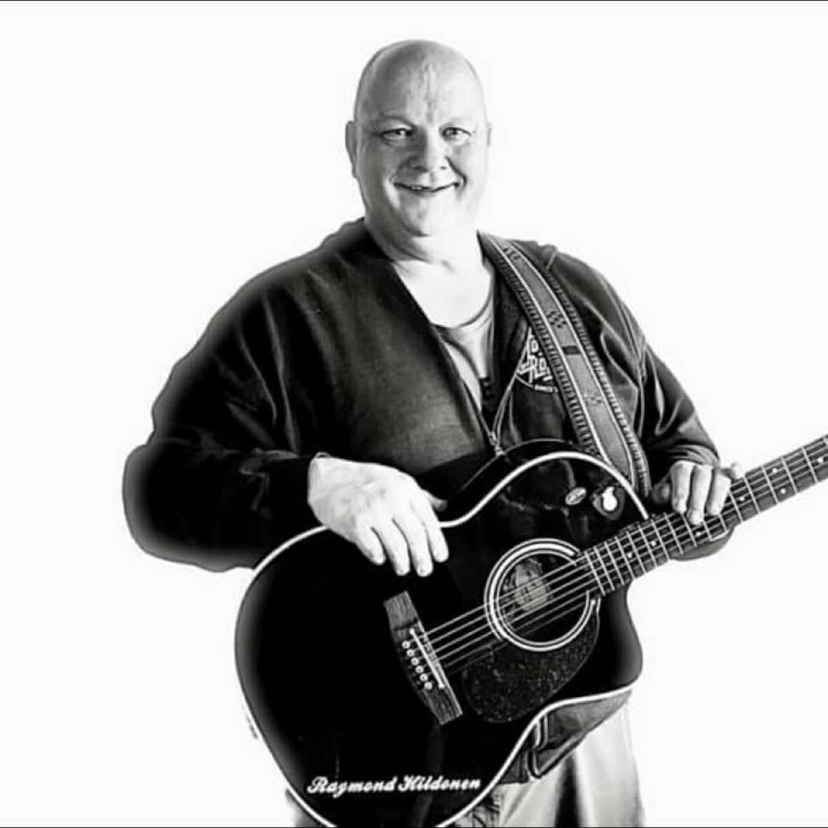 Trubadur Raymond Hildonen fra Tana Credits: