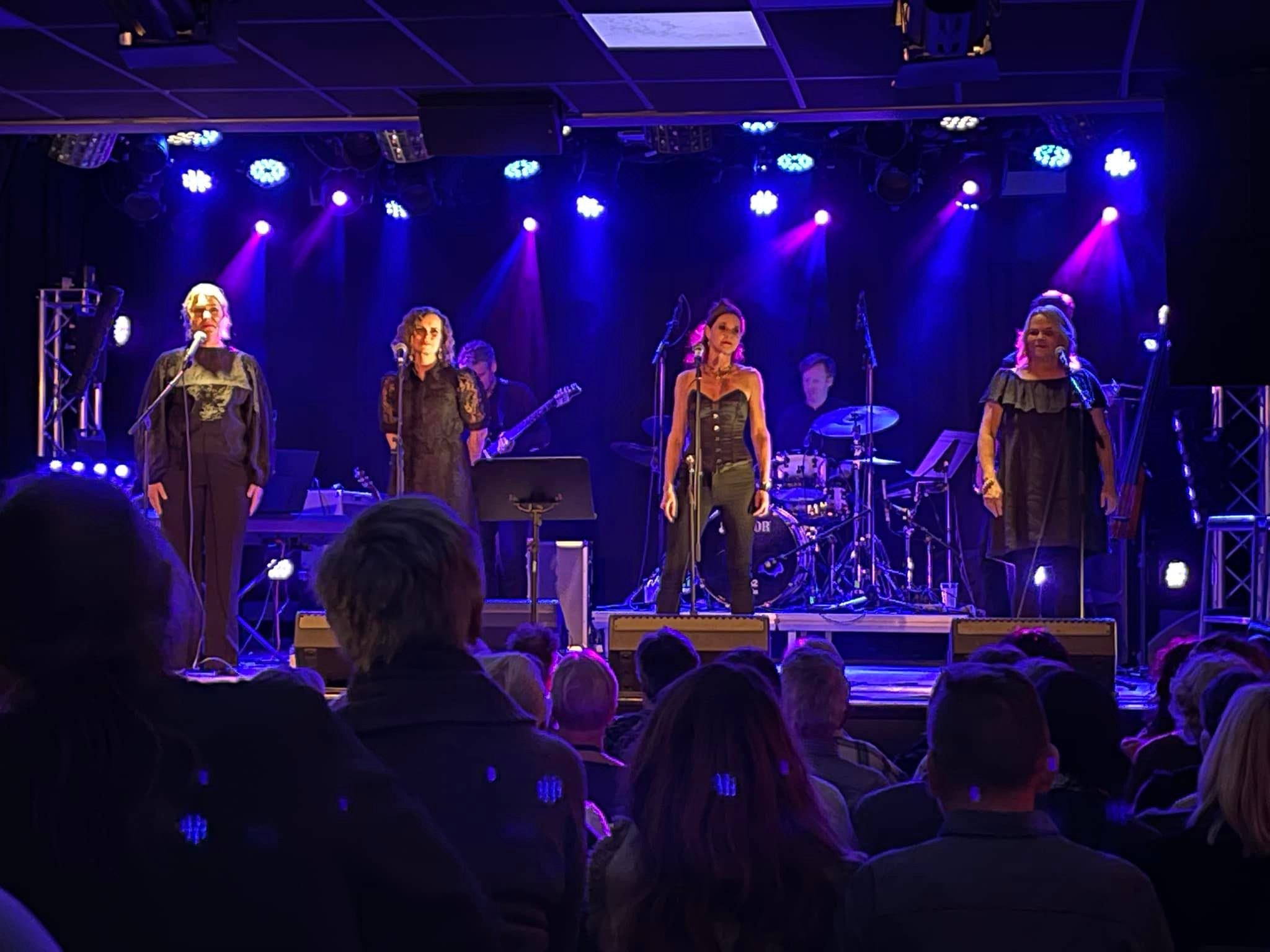 Vokalgruppen Kvart på Credits: