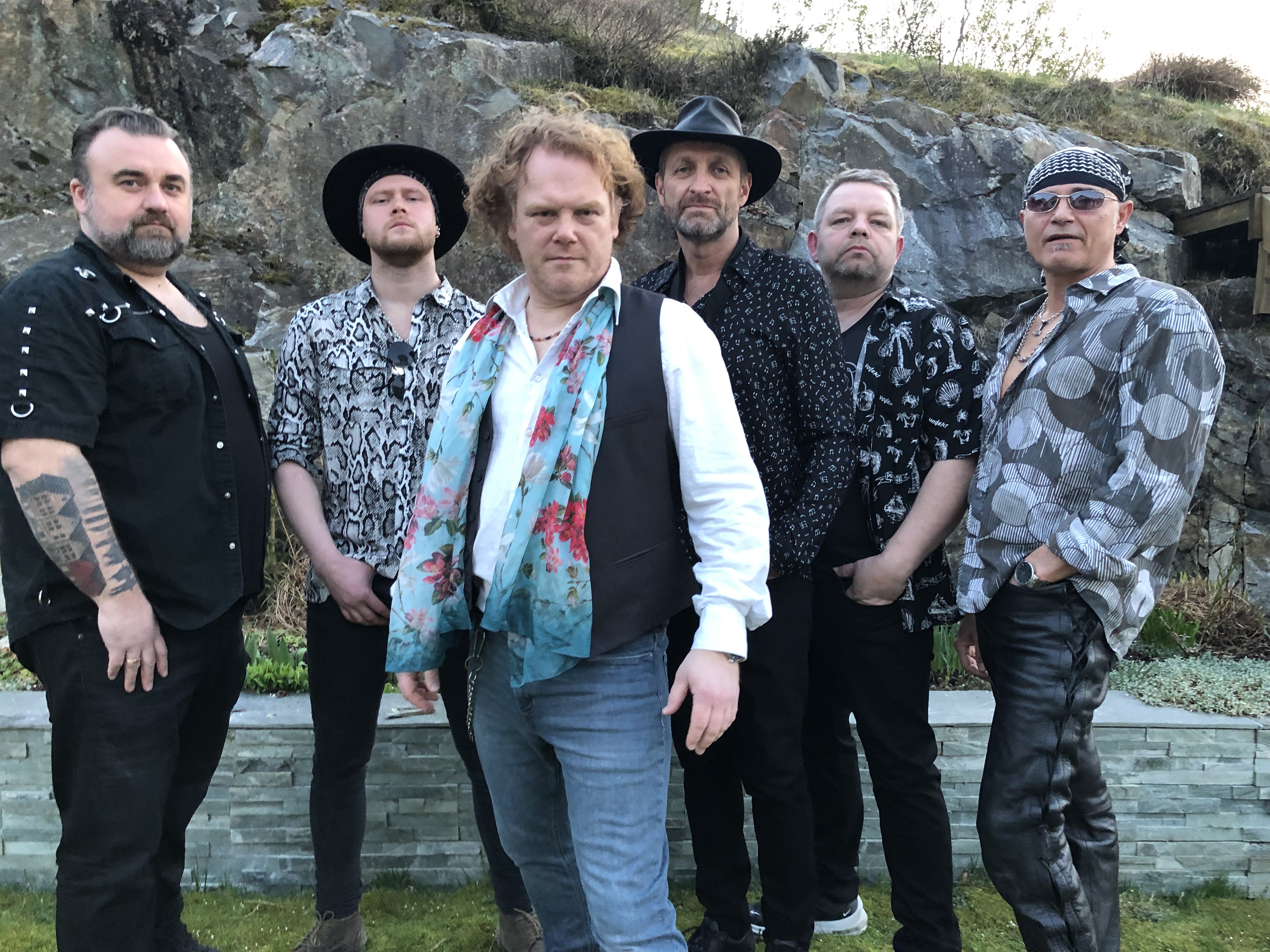 WE SNAKES Whitesnake tribute Credits: